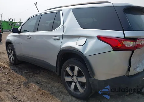 2019 Chevrolet Traverse 3Lt из США, поврежденный, VIN 1GNERHKW7KJ257026